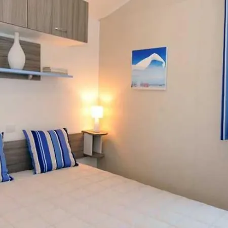 Camping 5 étoiles - Parc Aquatique - Eeiacb Saint-Jean-dʼOrbetiers