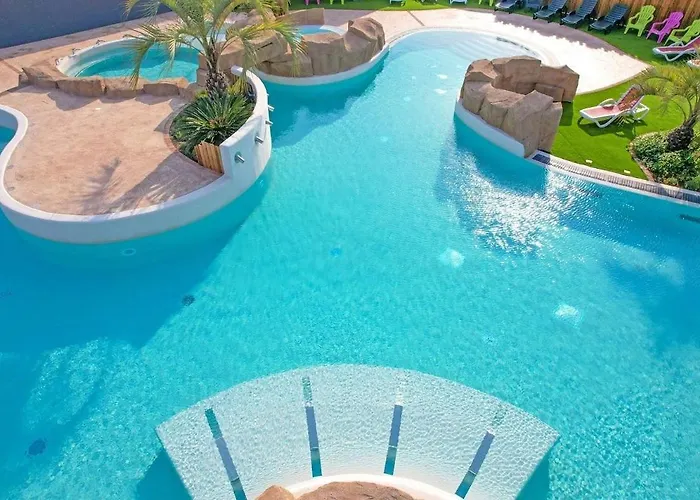 5 Etoiles - Parc Aquatique - Eeiacb אתר קמפינג *