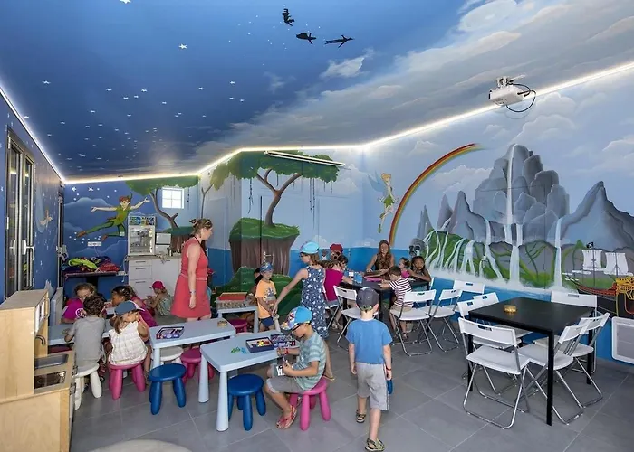 5 Etoiles - Parc Aquatique - Eeiacb אתר קמפינג